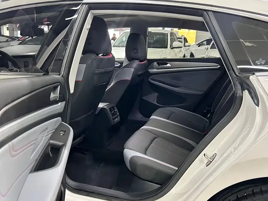 Volkswagen Lamando 2022 Lingdu Lingdu L 280TSI DSG Cool Edition 2022 — миниатюра 3