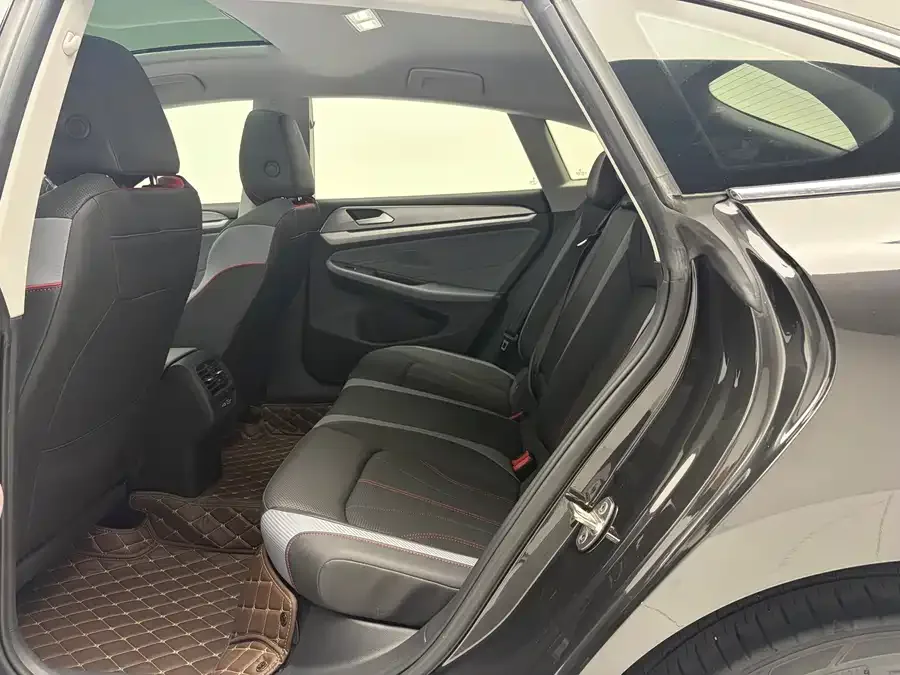 Volkswagen Lamando 2022 Lingdu Lingdu L 280TSI DSG Cool Edition 2023 — миниатюра 2