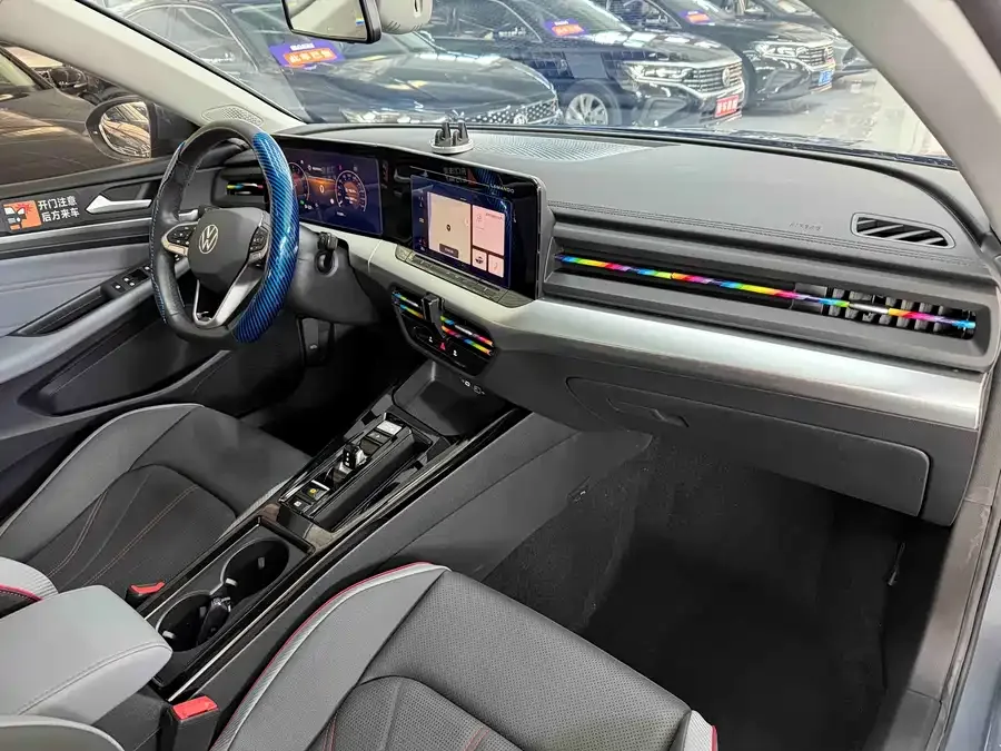 Volkswagen Lamando 2023 Lingdu Lingdu L 280TSI DSG Hot Edition 2023 — миниатюра 5