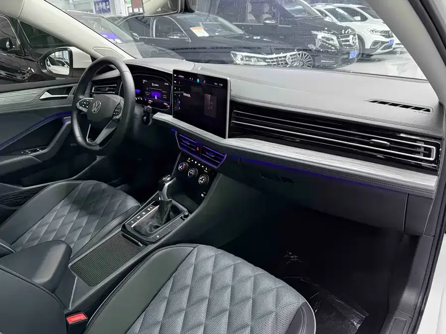 Volkswagen Sagitar 2023 Sagitar 280TSI DSG Beyond Plus Edition 2023 — миниатюра 5