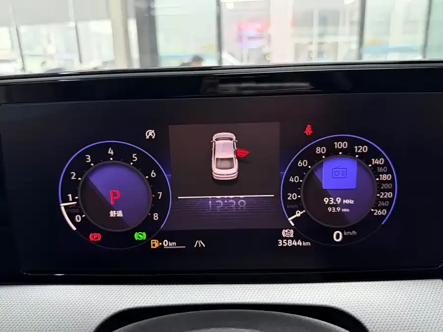 Volkswagen Lamando 2022 Lingdu Lingdu L 280TSI DSG Cool Edition 2022 — миниатюра 3