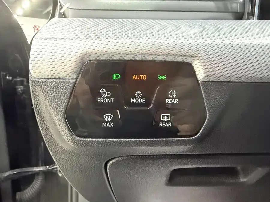 Volkswagen Lamando 2022 Lingdu Lingdu L 280TSI DSG Cool Edition 2022 — миниатюра 3