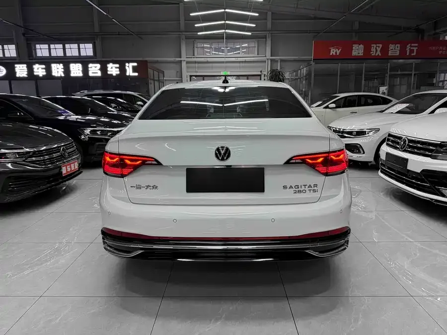 Volkswagen Sagitar 2023 Sagitar 280TSI DSG Beyond Plus Edition 2022 — миниатюра 2