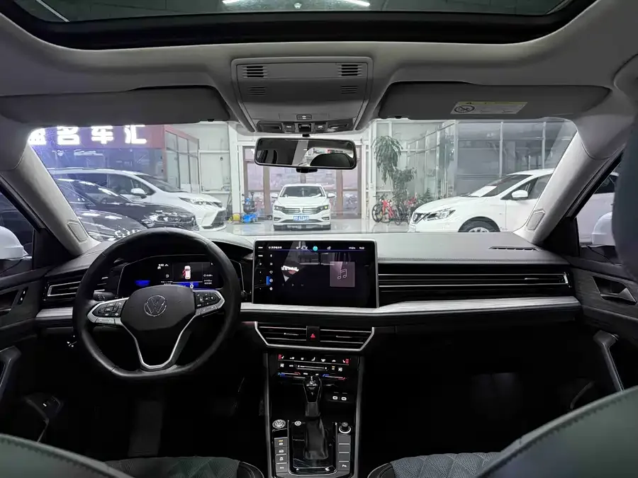 Volkswagen Sagitar 2023 Sagitar 280TSI DSG Beyond Plus Edition 2022 — миниатюра 4