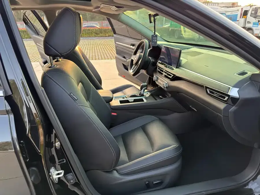 Nissan Altima 2022 Teana 2.0L XL-TLS Enjoy Edition 2024 — миниатюра 4