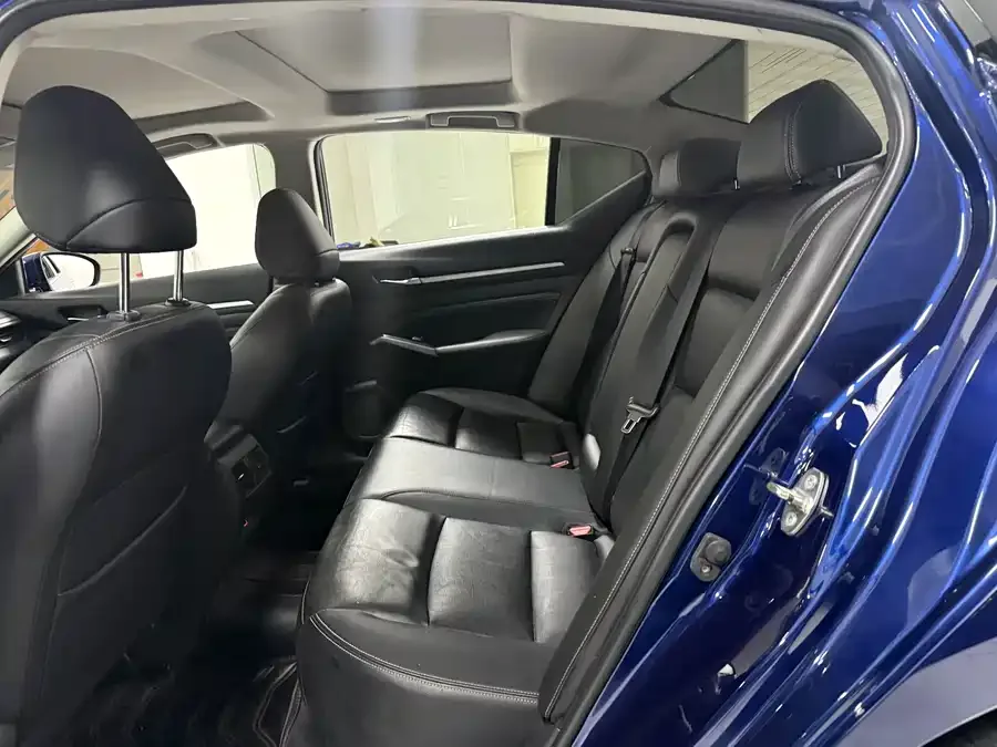 Nissan Altima Teana 2021 2.0L XL Comfort Edition 2022 — миниатюра 4