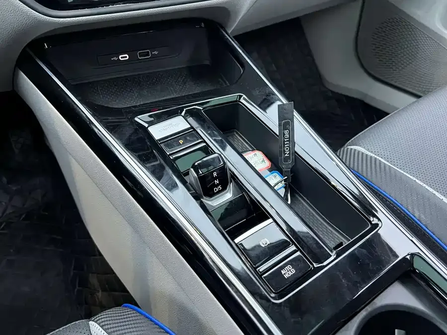 Volkswagen Lamando Lingdu 2022 Lingdu L 280TSI DSG Super Hot Flagship Edition 2022 — миниатюра 4
