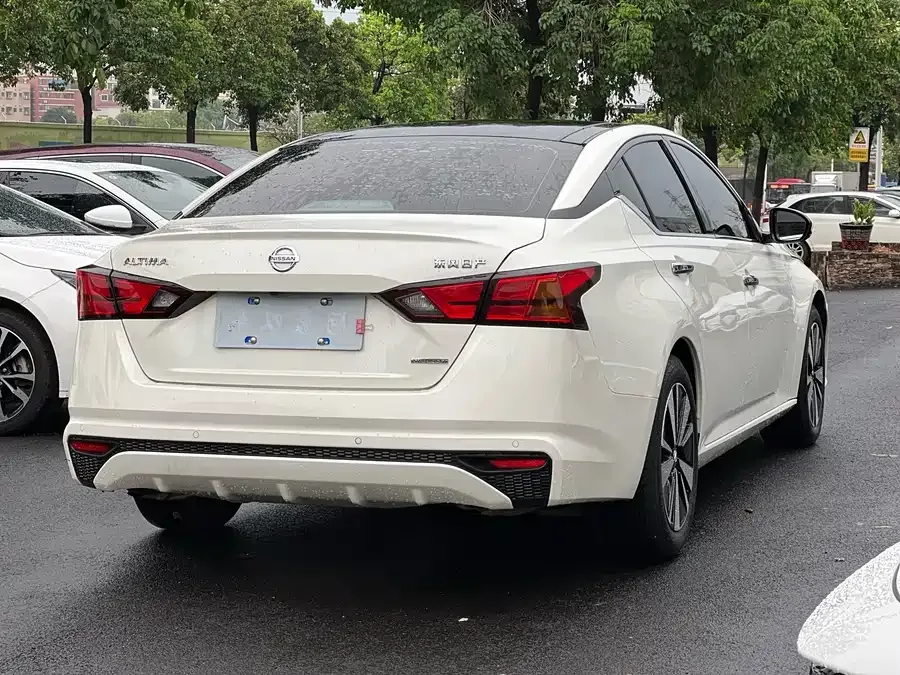 Nissan Altima Teana 2021 2.0L XL Comfort Edition 2022 — миниатюра 3