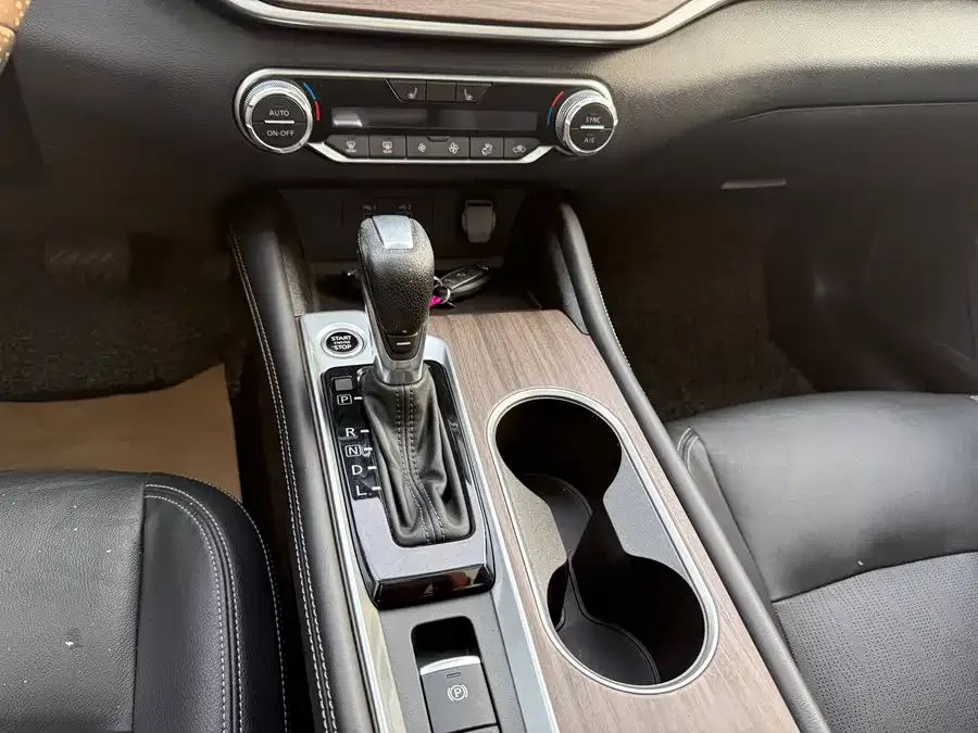Nissan Altima Teana 2021 2.0L XL Upper AD1 Smart Travel Navigation Edition 2022 — миниатюра 3