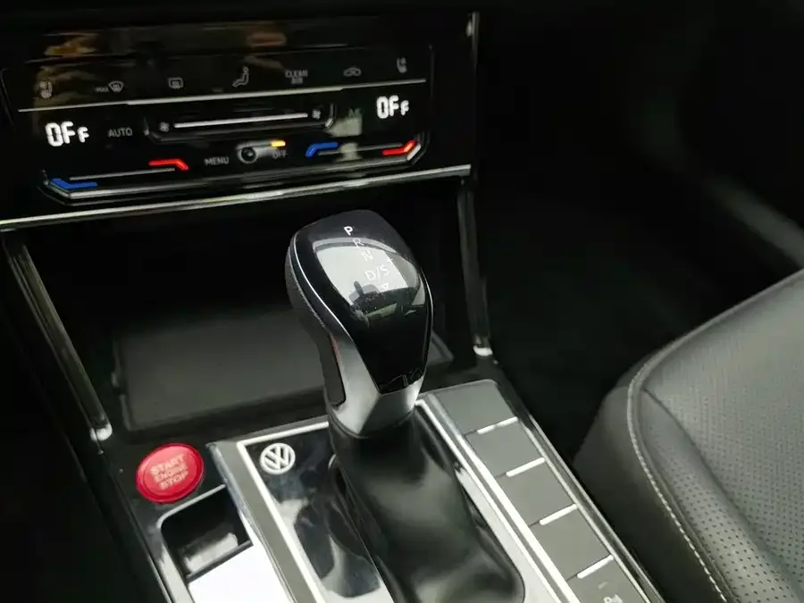 Volkswagen Passat Passat 2025 Outstanding Model 380TSI Longteng Edition 2025 — миниатюра 4