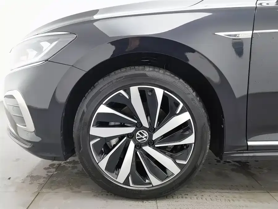 Volkswagen Passat Passat 2025 Outstanding Model 380TSI Longteng Edition 2025 — миниатюра 5