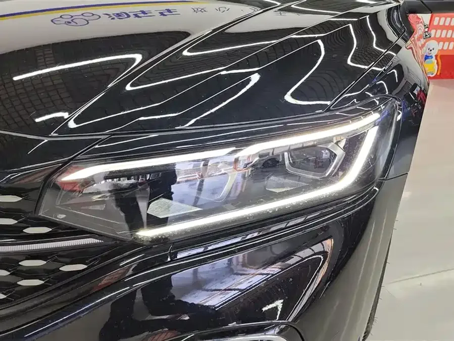 Volkswagen Passat Passat 2023 facelift 330TSI Starry Sky Deluxe Edition 2023 — миниатюра 2