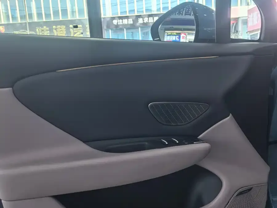 Hongqi Tiangong 06 Hongqi Tiangong 06 2025 700 Smart Edition 2025 — миниатюра 3
