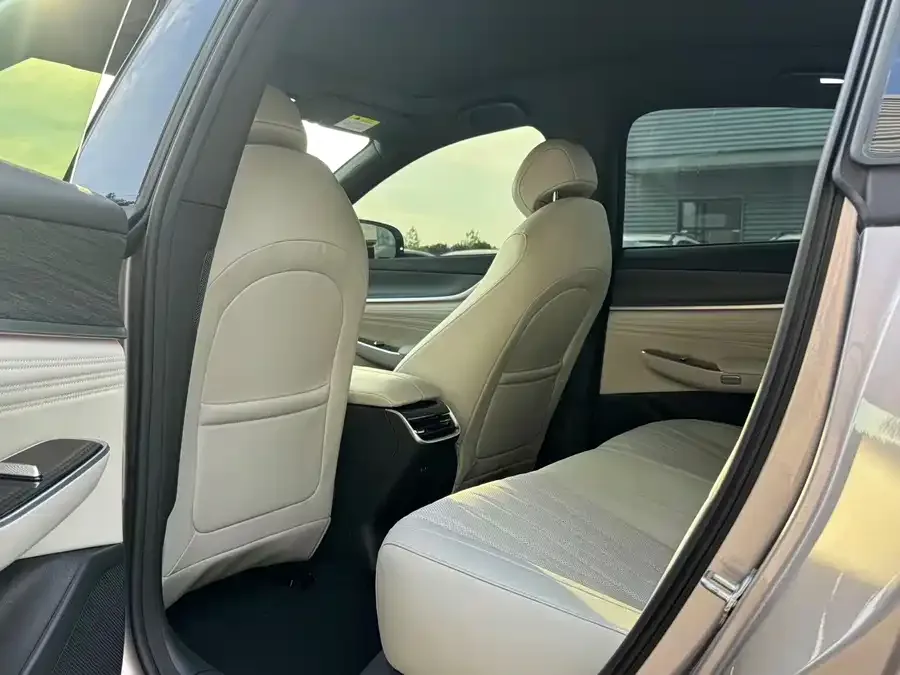 Changan A07 2025 Blue Whale Pure Electric Edition 710 Flagship Model 2025 — миниатюра 3