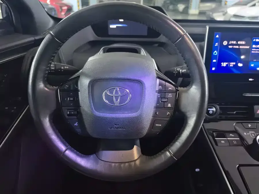 Toyota FAW bZ4X FAW Toyota bZ4X 2022 four-wheel drive high-performance Premium version 2022 — миниатюра 5