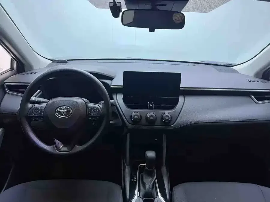 Toyota Corolla Corolla Sharp 2023 2.0L Pioneer Edition 2024 — миниатюра 3