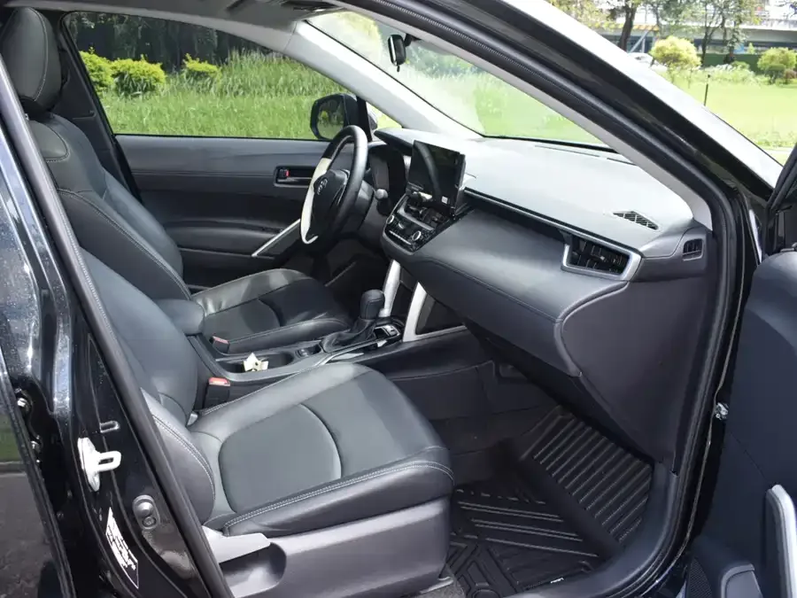 Toyota Corolla Corolla Sharp 2024 2.0L Elite Edition 2024 — миниатюра 4