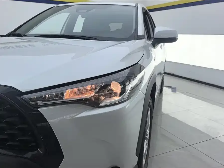 Toyota Corolla Corolla Sharp 2023 Dual Engine 2.0L Elite Edition 2024 — миниатюра 2