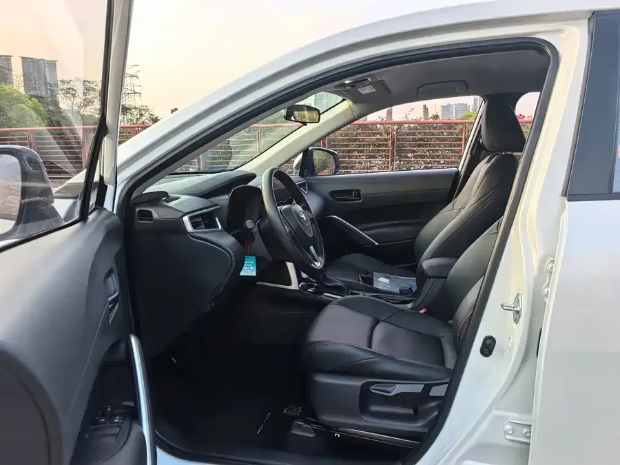 Toyota Frontlander Fenglanda 2024 2.0L CVT Elite Edition 2024 — миниатюра 2