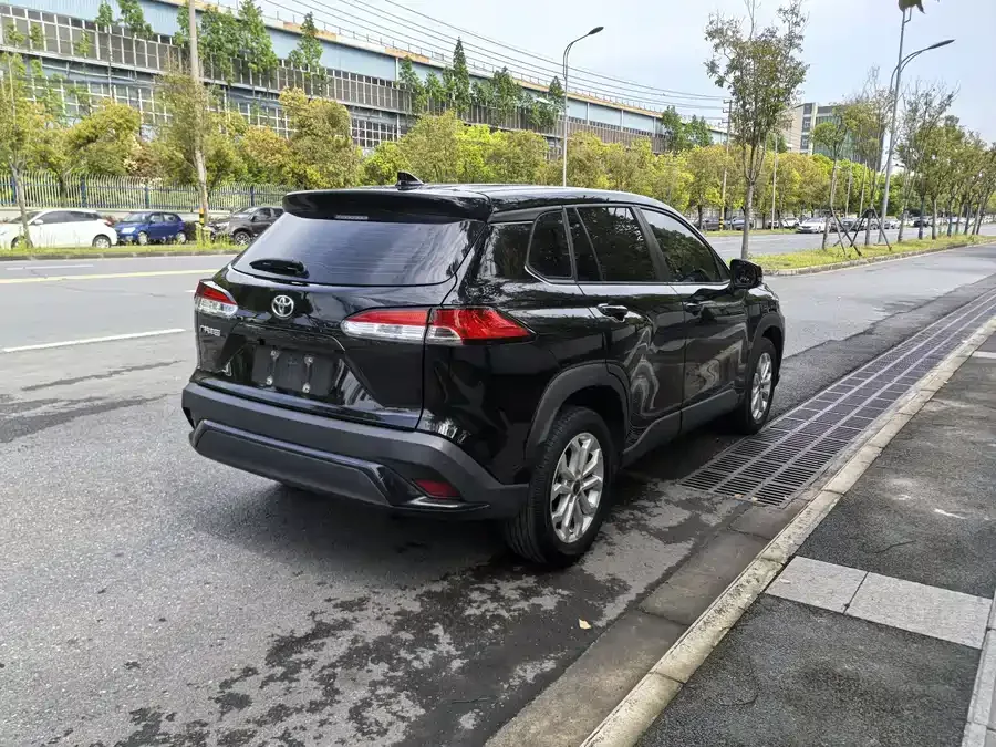 Toyota Frontlander Fenglanda 2023 2.0L CVT Elite Edition 2023 — миниатюра 4