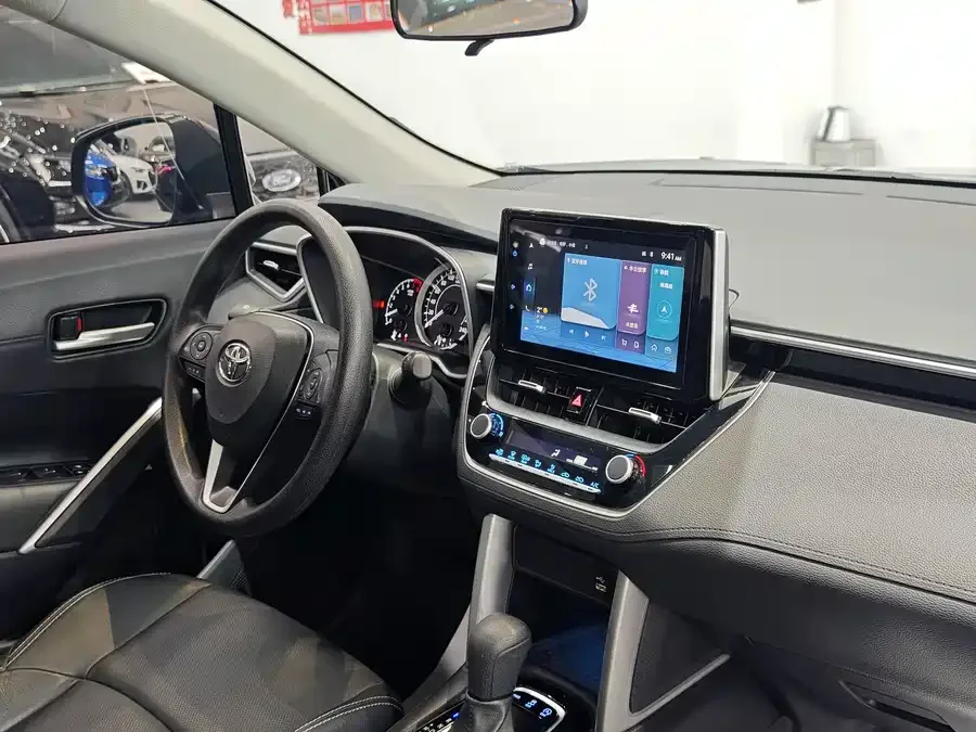 Toyota Frontlander Fenglanda 2022 2.0L CVT Luxury PLUS Edition 2023 — миниатюра 4