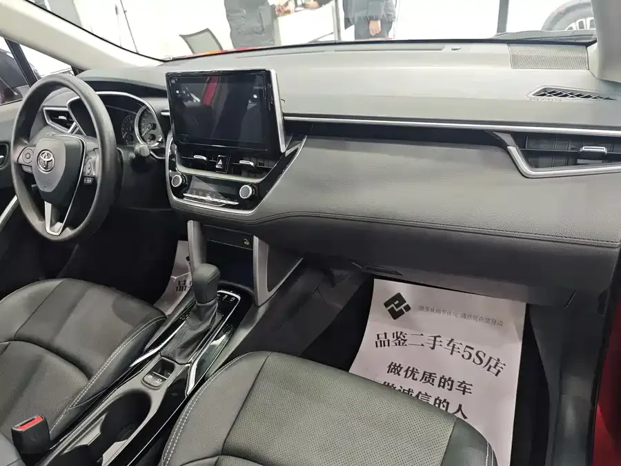 Toyota Frontlander Fenglanda 2022 2.0L CVT Luxury PLUS Edition 2022 — миниатюра 4
