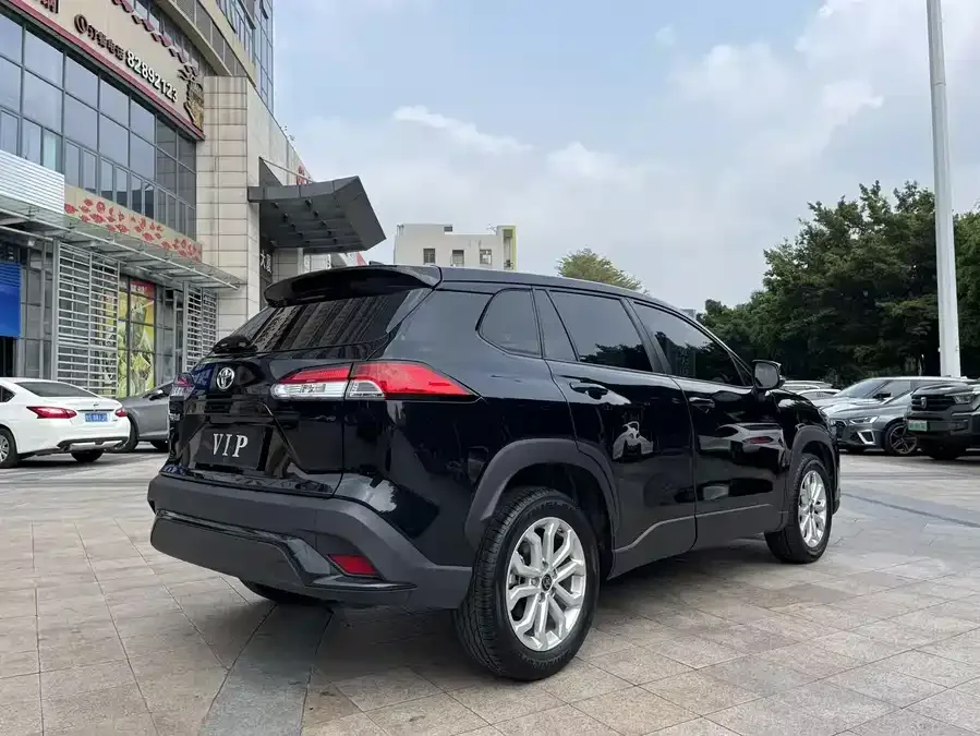 Toyota Frontlander Fenglanda 2023 2.0L CVT Elite Edition 2023 — миниатюра 3