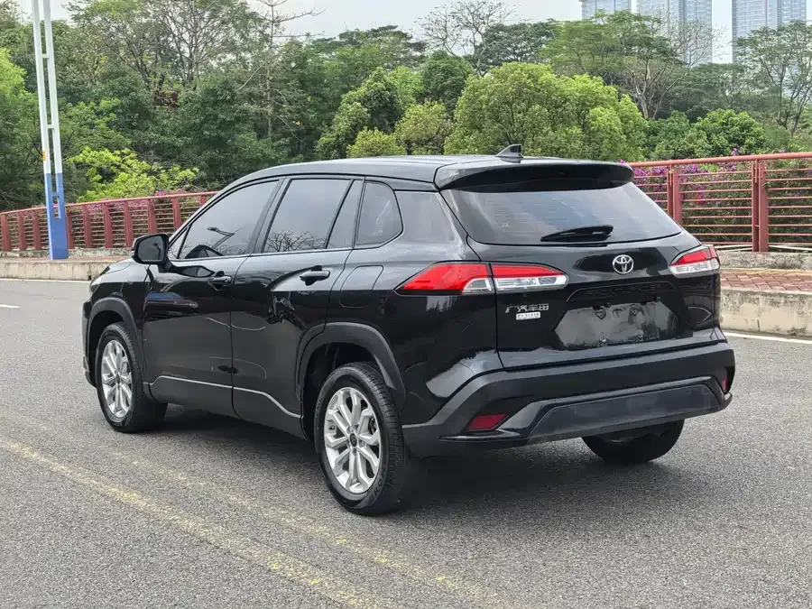 Toyota Frontlander Fenglanda 2022 2.0L CVT Leading Edition 2022 — миниатюра 5