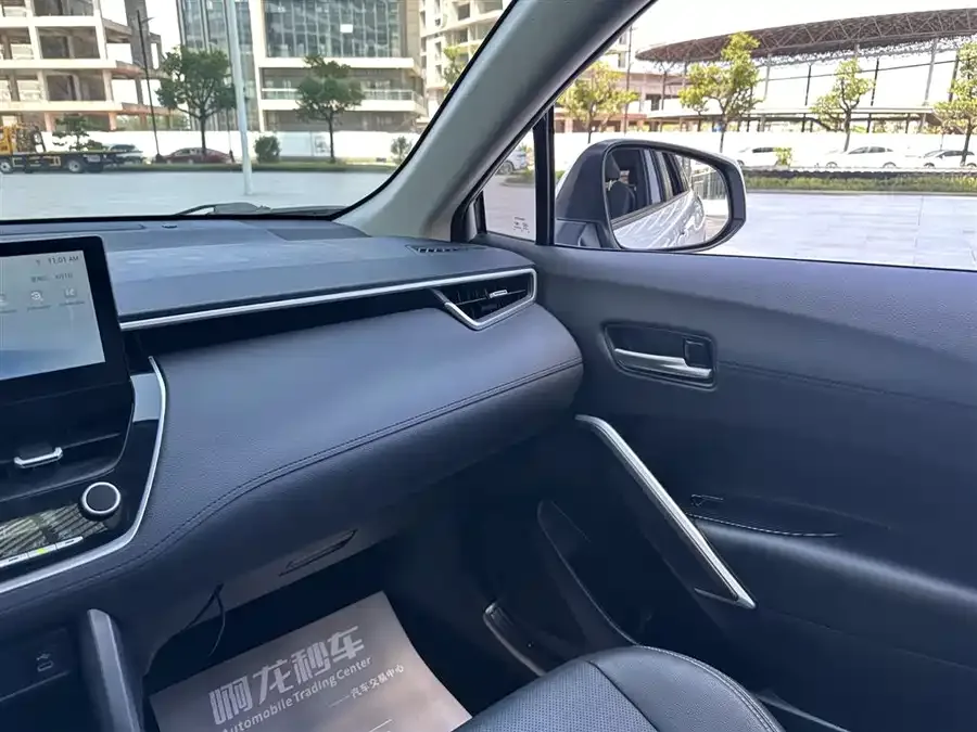 Toyota Frontlander Fenglanda 2023 2.0L CVT Luxury Edition 2024 — миниатюра 5