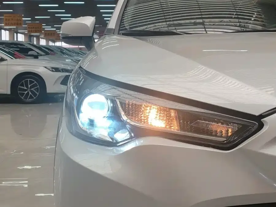 Toyota Frontlander Fenglanda 2024 2.0L CVT Elite Edition 2024 — миниатюра 2