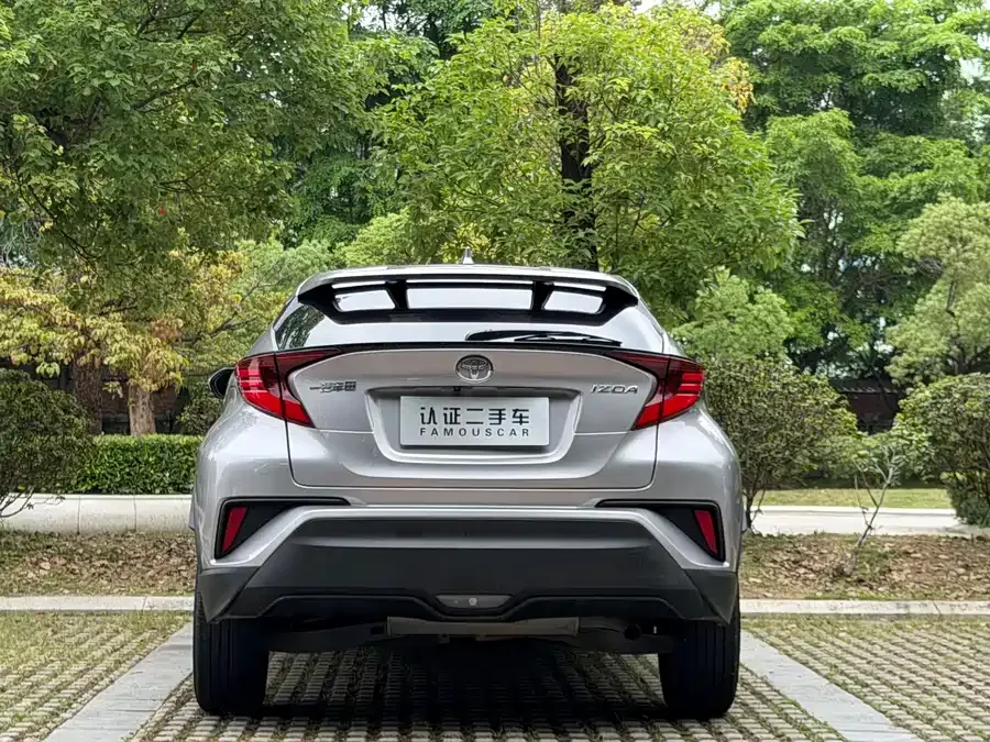 Toyota IZOA IZOA 2021 2.0L Yichi Edition 2022 — миниатюра 2