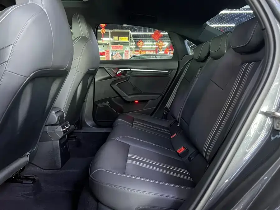 Audi A3 2022 A3L Limousine 35 TFSI Fashion Sports 2022 — миниатюра 3