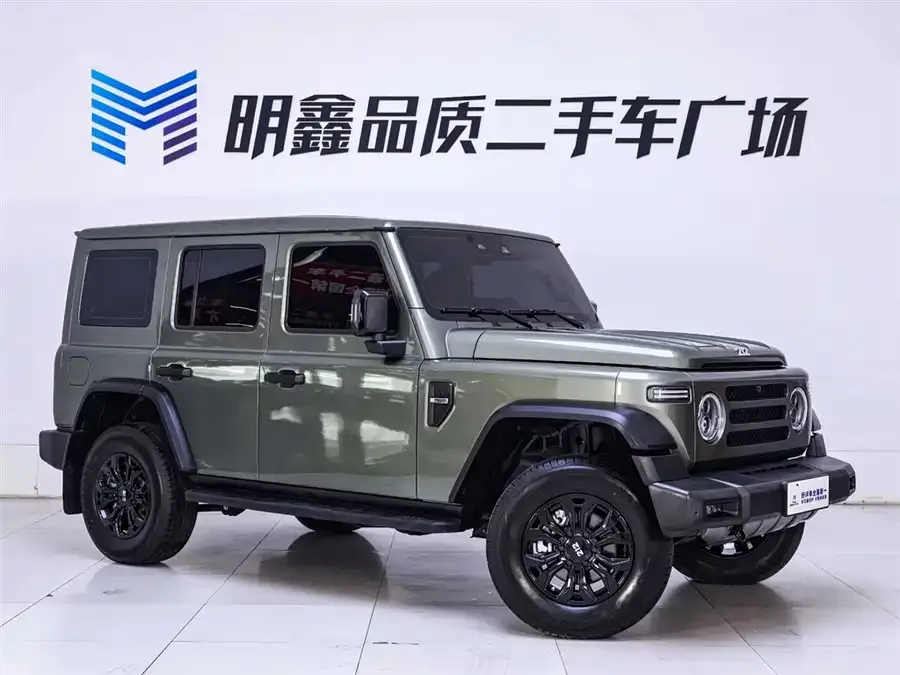 212 T01 212 T01 2024 2.0T Explorer 2025 — миниатюра 2