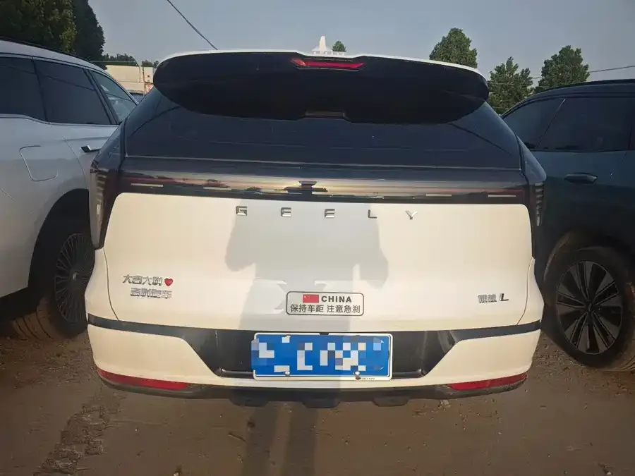 Geely Atlas L Boyue L 2025 fourth generation 1.5TD DCT Jinxiu 2025 — миниатюра 3