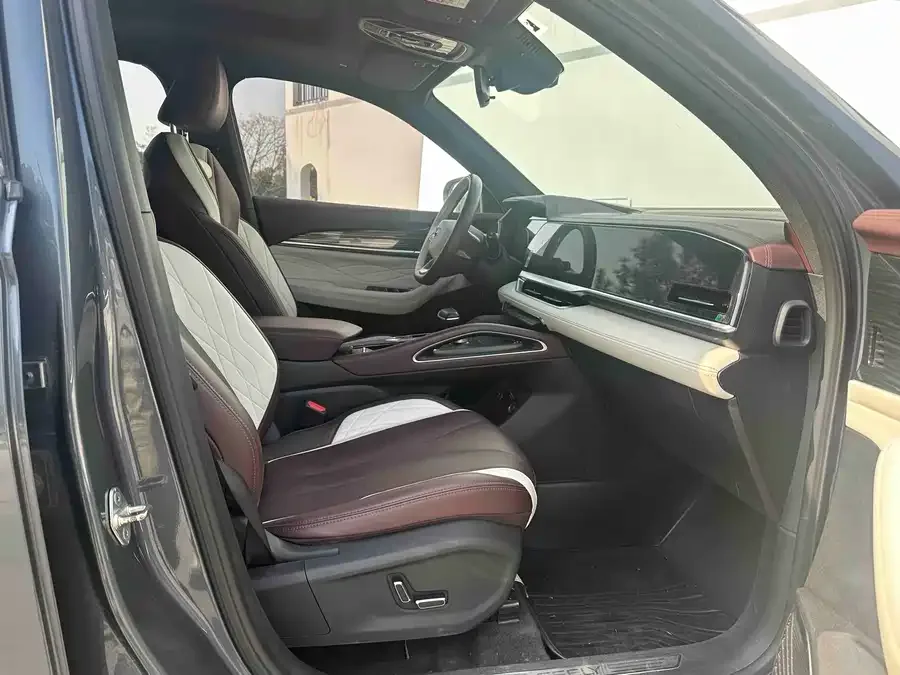 Geely Monjaro Xingyue L 2021 2.0TD DCT EVO 2WD Premium Edition 2023 — миниатюра 3