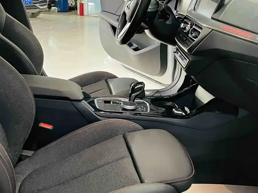BMW 2 Series BMW 2 Series (Imported) 2021 225i Four-Door Coupe M Sport Package 2022 — миниатюра 2