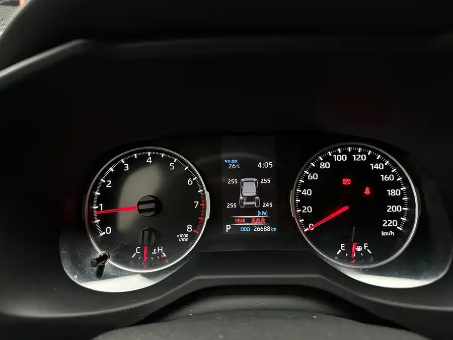 Toyota Wildlander Wildlander 2023 2.0L CVT 2WD Leading Edition 2023 — миниатюра 3