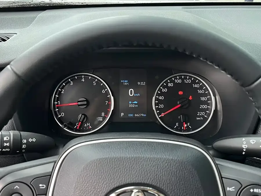 Toyota Wildlander Wildlander 2022 2.0L CVT 4WD Luxury PLUS Edition 2022 — миниатюра 3