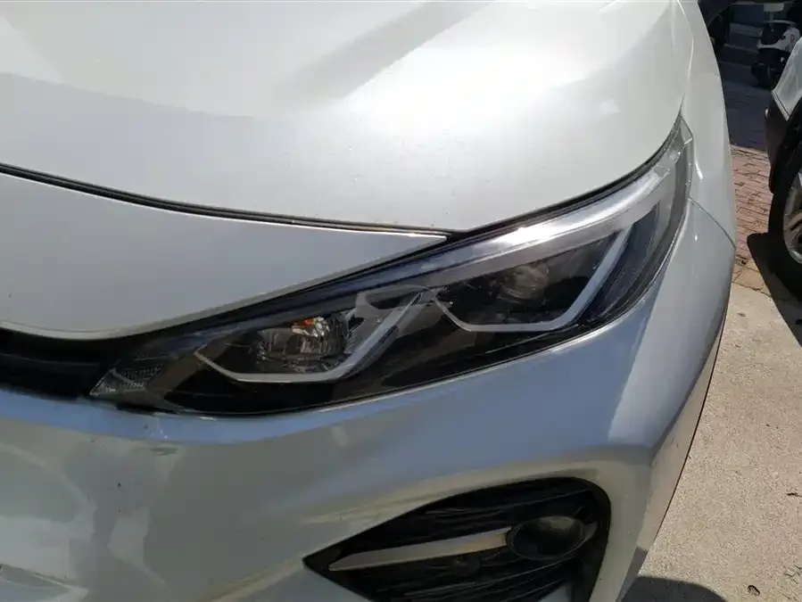 Toyota Wildlander Wildlander 2023 2.0L CVT 2WD Luxury PLUS Edition 2023 — миниатюра 2