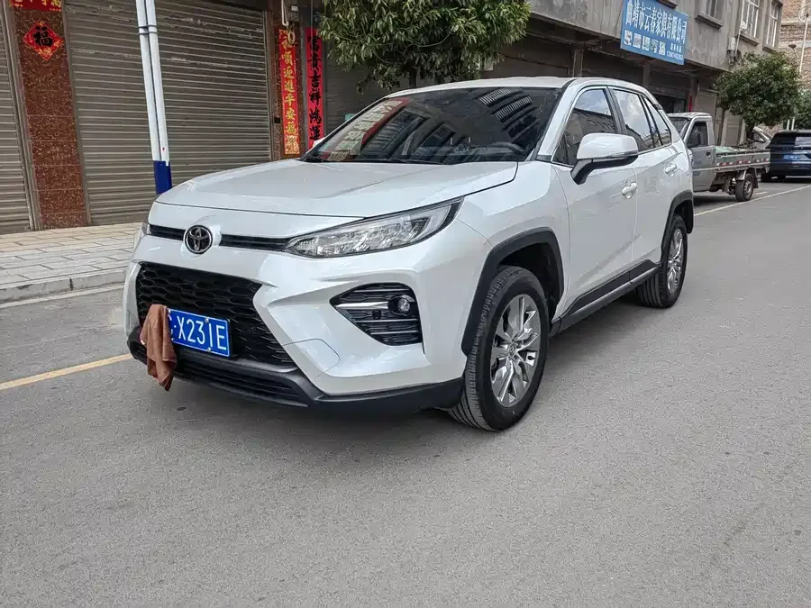 Toyota Wildlander Wildlander 2024 2.0L CVT 2WD Urban Edition 2025 — миниатюра 2
