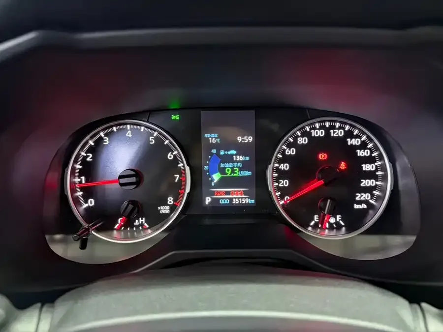 Toyota Wildlander Wildlander 2023 2.0L CVT 2WD Leading Edition 2024 — миниатюра 4