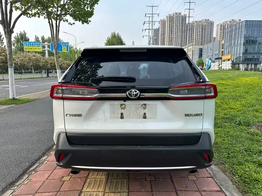 Toyota Wildlander Wildlander 2022 2.0L CVT 2WD Luxury Edition 2022 — миниатюра 2