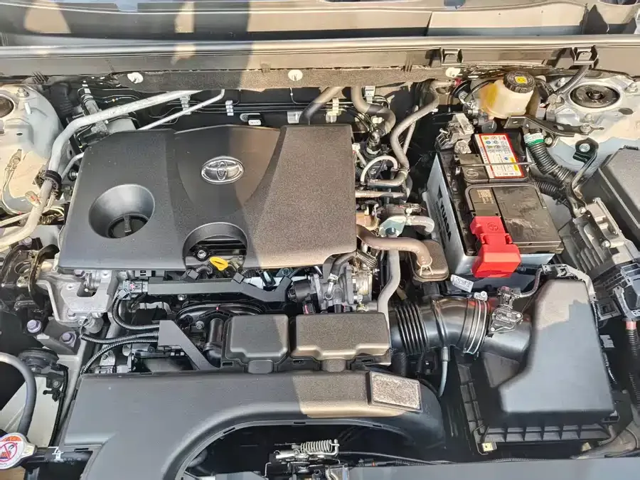Toyota Wildlander Wildlander 2022 2.0L CVT 2WD Urban Edition 2023 — миниатюра 4
