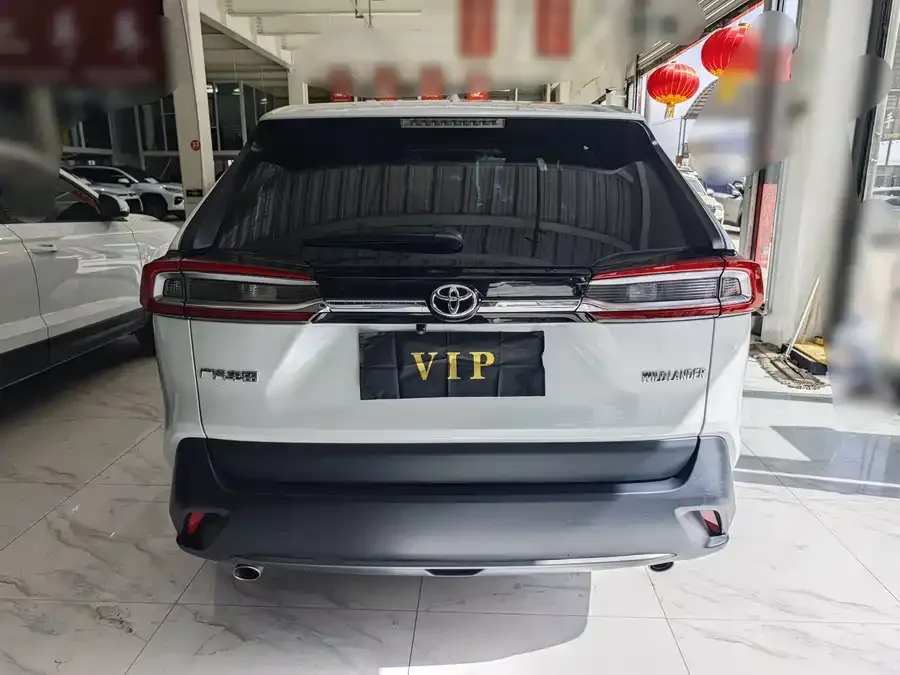 Toyota Wildlander Wildlander 2023 2.0L CVT 2WD Leading Edition 2023 — миниатюра 2