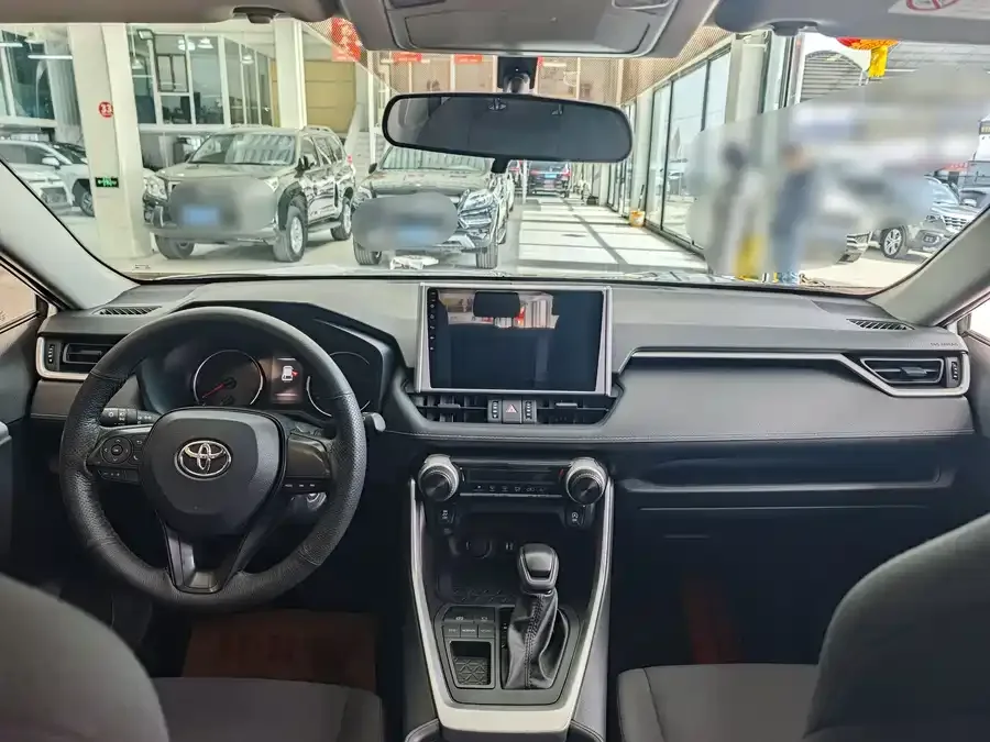 Toyota Wildlander Wildlander 2023 2.0L CVT 2WD Leading Edition 2023 — миниатюра 3
