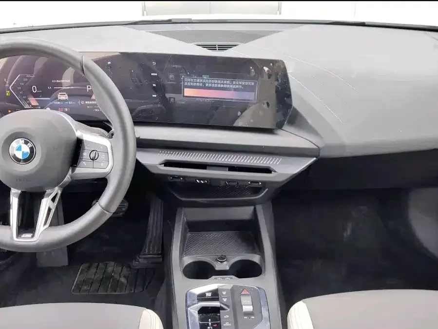 BMW 2 series BMW 2 Series 2025 225L M Sports Package 2025 — миниатюра 2