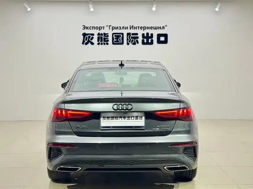 Audi A3 2021 A3L Limousine 35 TFSI Fashion Sports 2022 — миниатюра 2