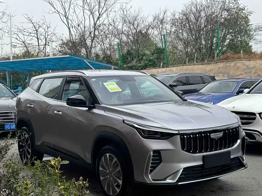 Geely Atlas Boyue 2026 1.5TD Yearning 2026 — миниатюра 3
