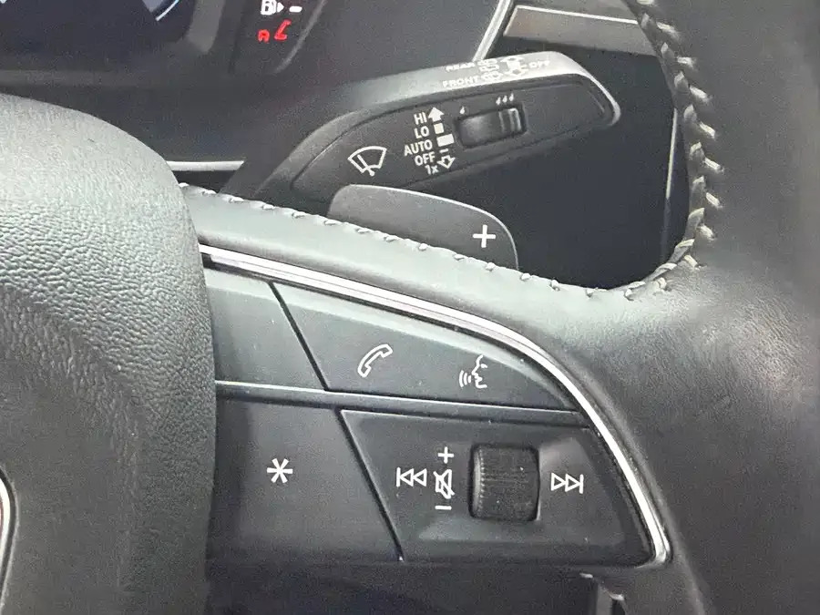 Audi Q3 2022 35 TFSI Fashionable and Dynamic 2022 — миниатюра 4