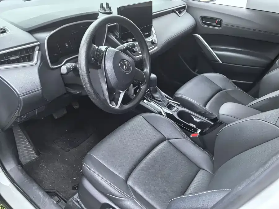 Toyota Frontlander 2026 Toyota Land Cruiser 2.0L CVT Comfort Plus Edition 2025 — миниатюра 2